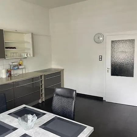 Onthepoint, Erdgeschoss, Abstellplatz Für Fahrräder, Und Innenhafen 5 Gehminuten!!! *