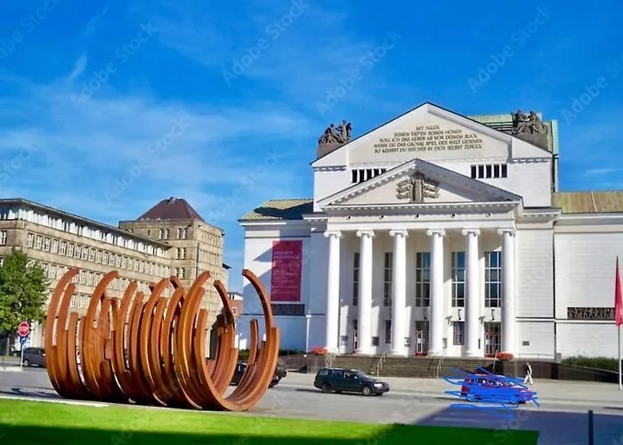 Onthepoint, Erdgeschoss, Abstellplatz Fuer Fahrraeder, Und Innenhafen 5 Gehminuten!!! *