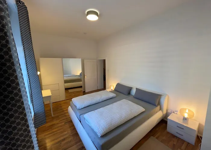 Onthepoint, Erdgeschoss, Abstellplatz Fuer Fahrraeder, Und Innenhafen 5 Gehminuten!!! アパート ドゥイスブルグ